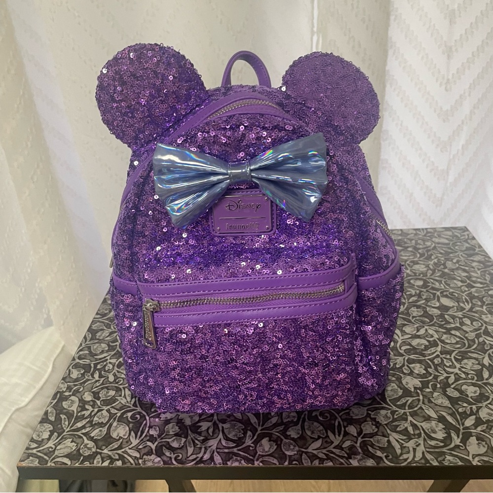 Loungefly Minnie Mouse Sequin Backpack